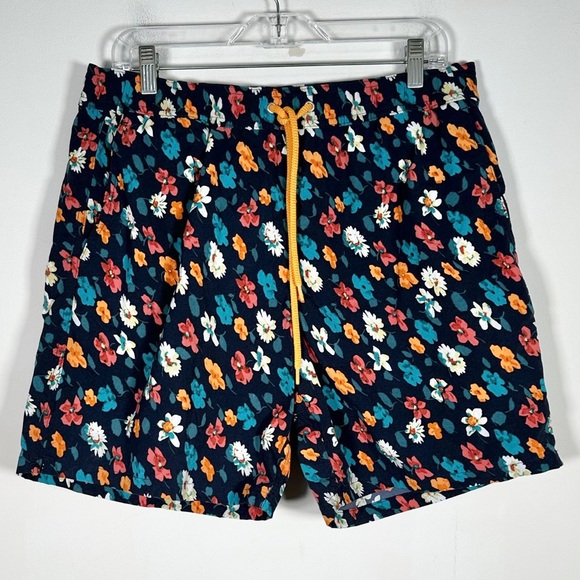 J. Crew Men’s Size Large Floral Print Original Swimwear Shorts - Picture 1 of 10